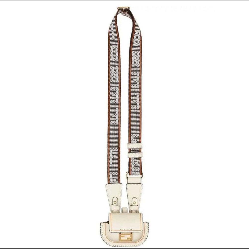 SOLD!!!!!!!!! FENDI mini FF pico baguette bag-accessory - Picture 6 of 10